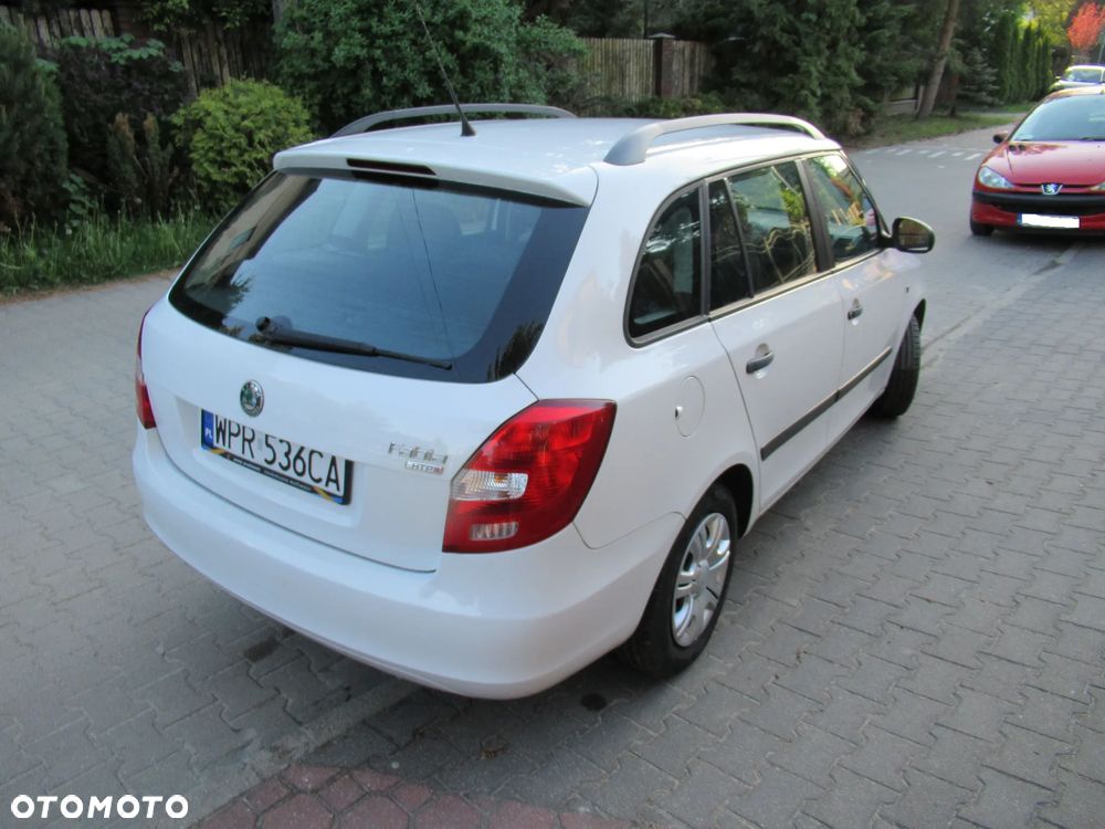 Skoda Fabia 1.2 HTP Classic - 8