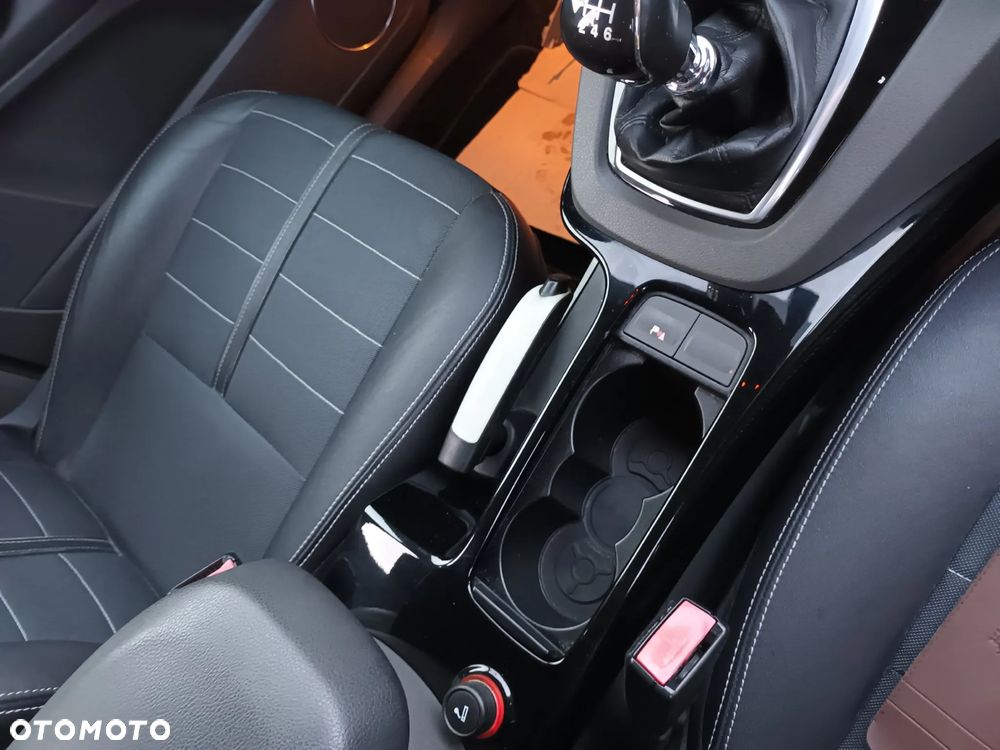 Ford Kuga 2.0 TDCi 4WD Titanium - 25