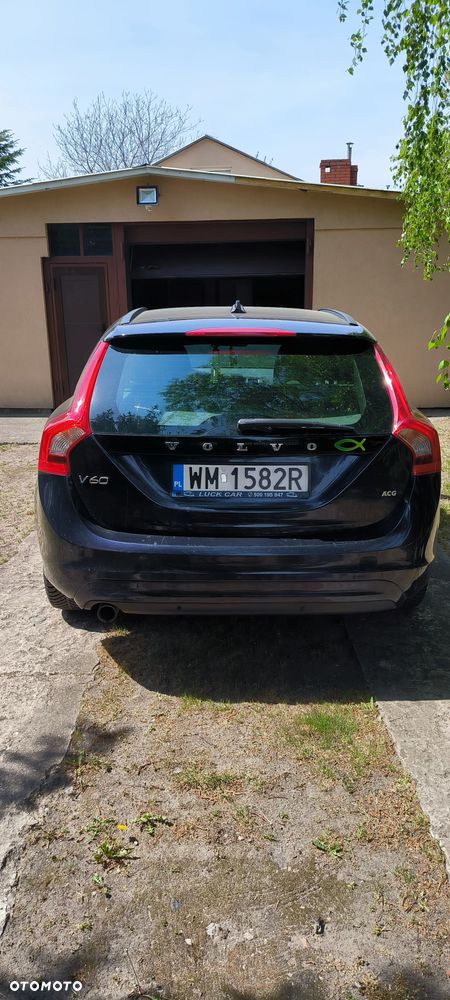 Volvo V60 D3 Geartronic Kinetic - 3