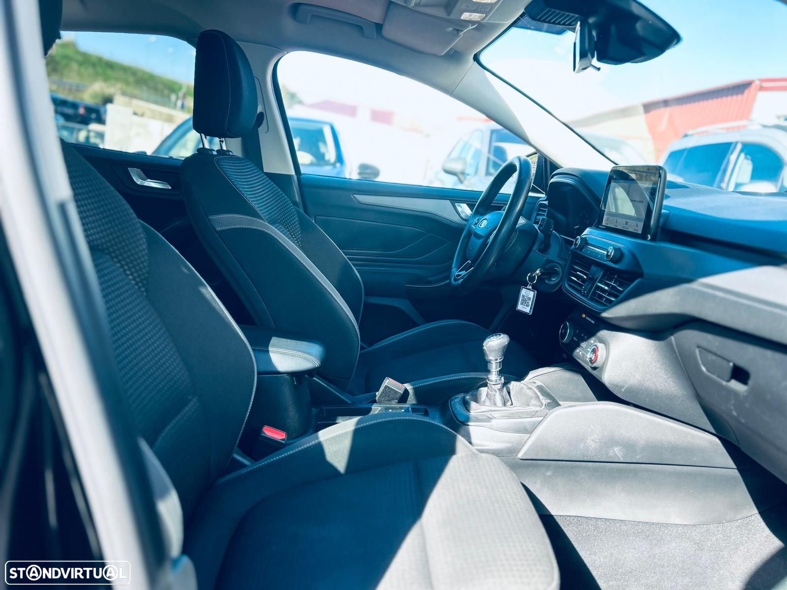 Ford Focus SW 1.0 EcoBoost Business - 20