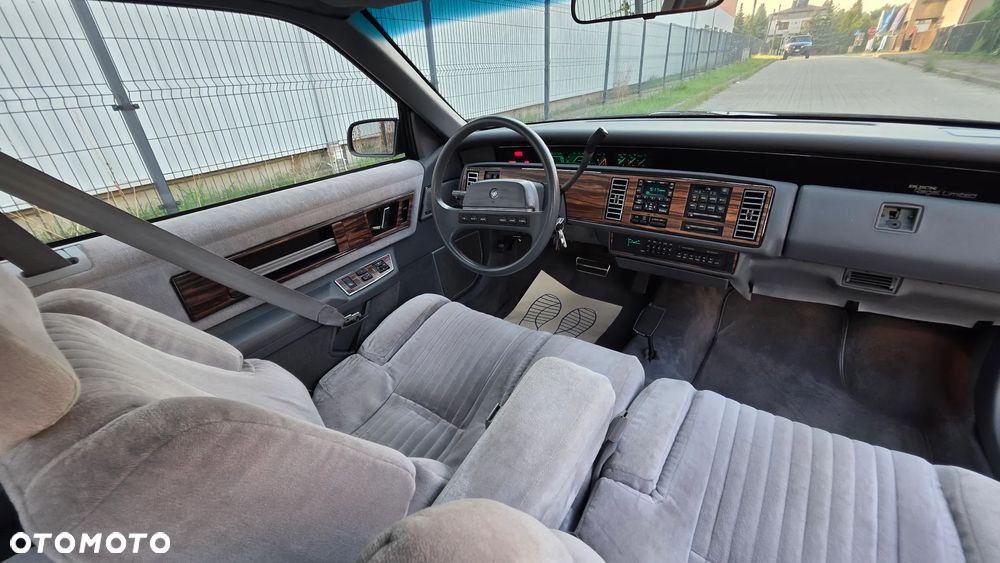 Buick Regal - 11