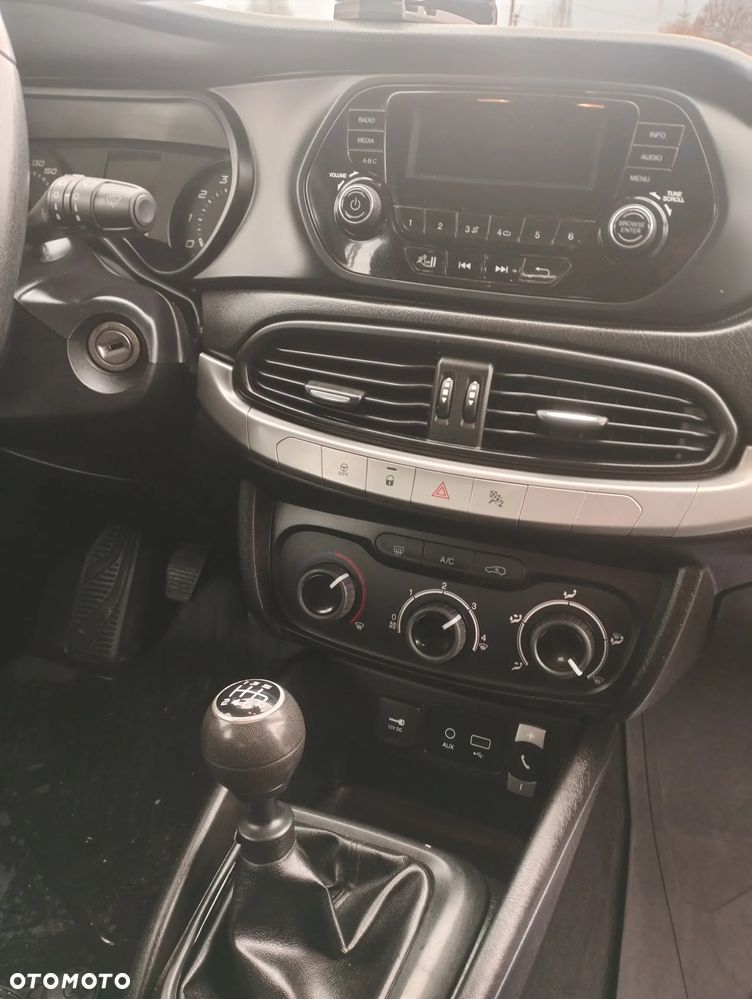 Fiat Tipo 1.4 16v Pop - 2