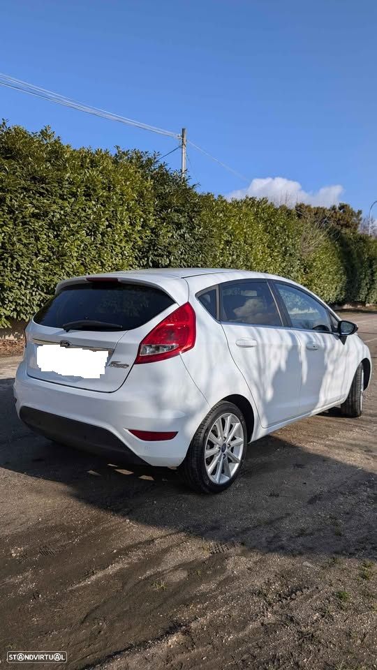 Ford Fiesta 1.6 TDCI Techno ECOnetic 95g - 9