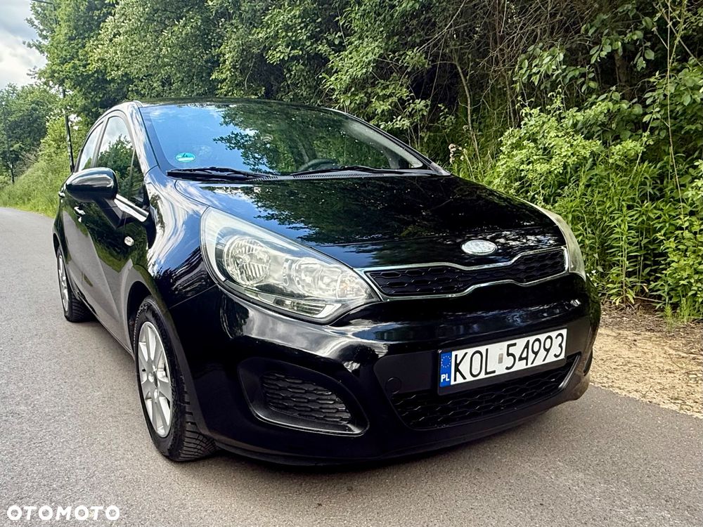 Kia Rio 1.4 Dream Team Edition - 12