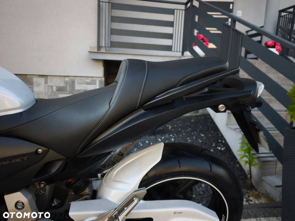 Honda Hornet - 22