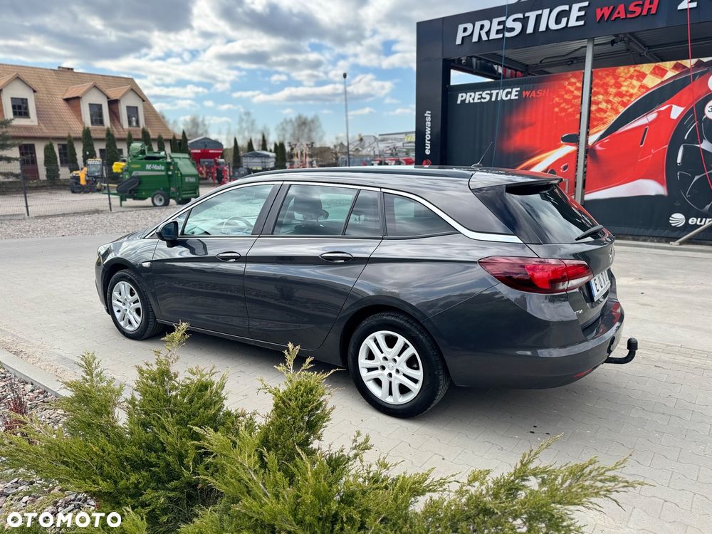 Opel Astra - 35