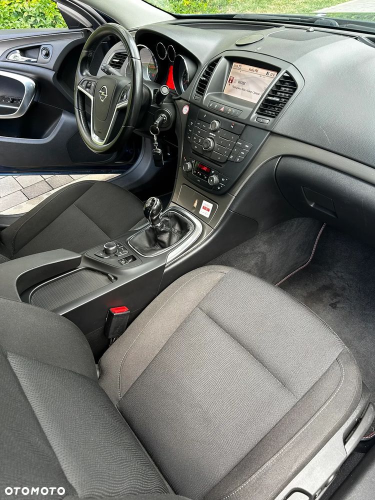 Opel Insignia 1.8 - 8