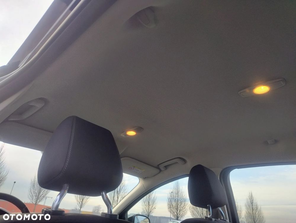 Ford Focus 1.6 Gold X - 40