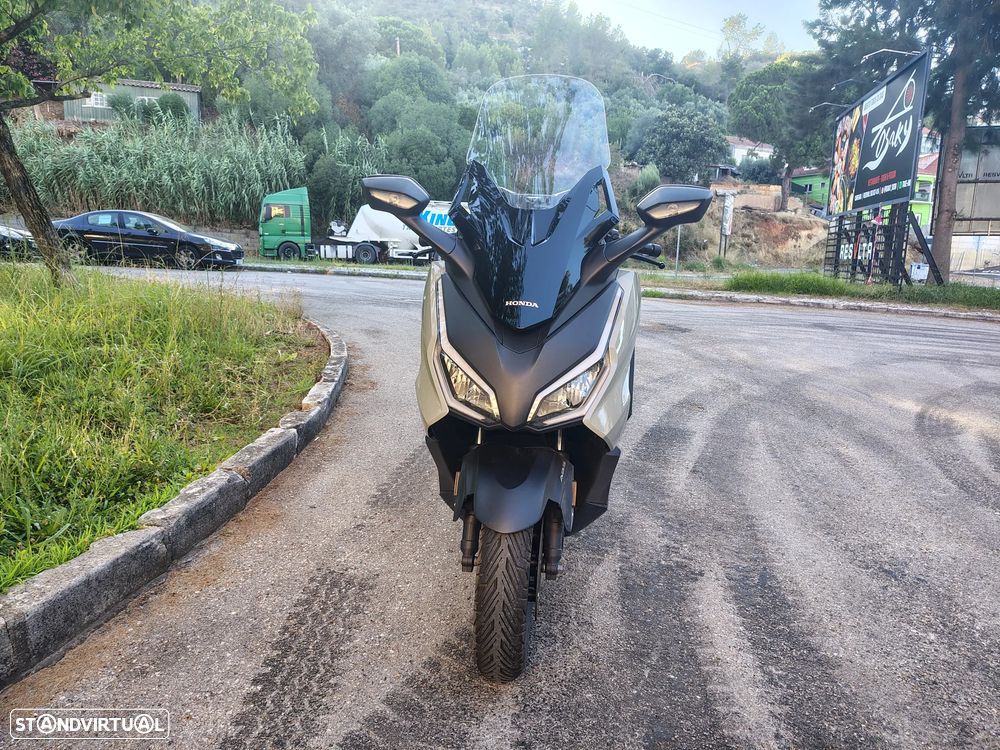 Honda Forza - 2