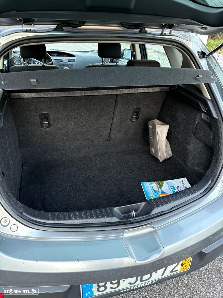 Mazda 3 MZ-CD 1.6 Exclusive Plus - 6