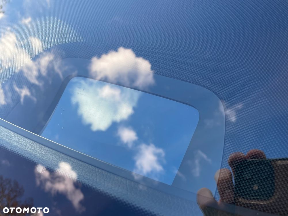 Mercedes-Benz Klasa E 220 d 4-Matic 9G-TRONIC - 12