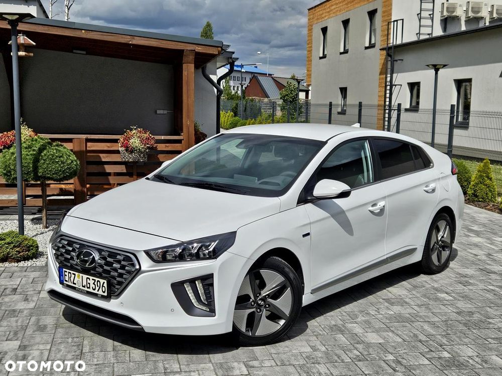 Hyundai IONIQ 1.6 GDI Premium - 5