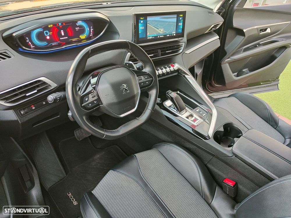 Peugeot 3008 1.6 Hybrid Allure e-EAT8 - 22