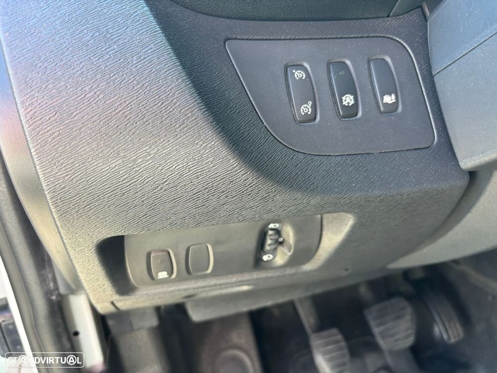 Renault KANGOO SISTEMA DE FRIO -5º - FRIO PARQUE - IVA DEDUTÍVEL - 19