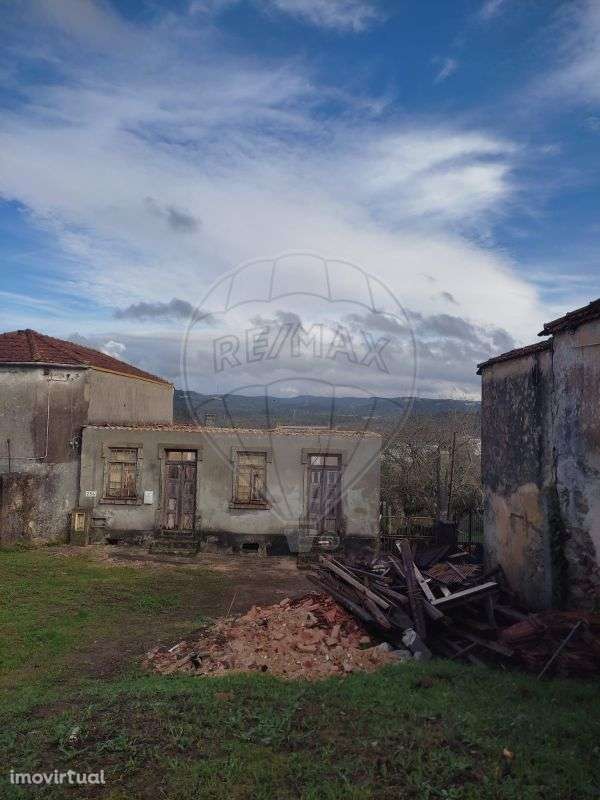 Moradia T2 para venda - Grande imagem: 2/32