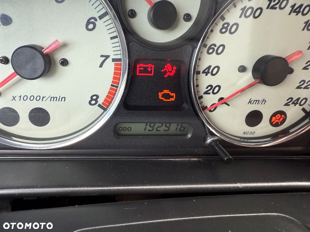 Mazda MX-5 1.6i 16V - 19