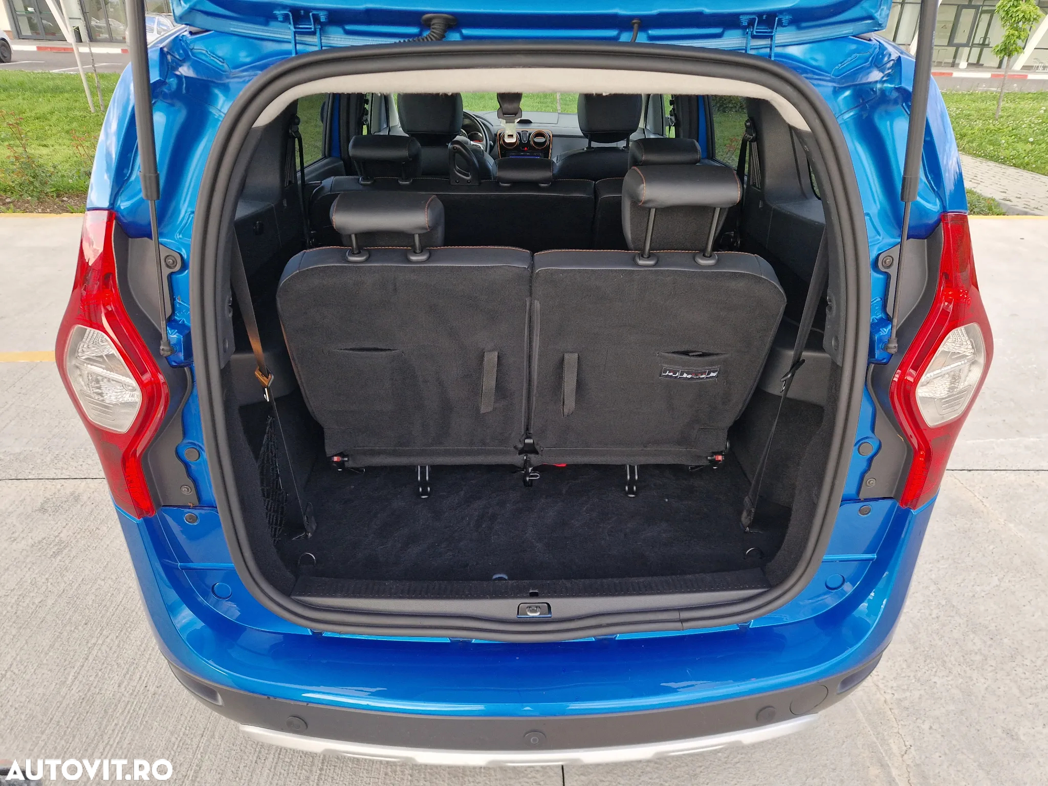 Dacia Lodgy 1.5 dCi Stepway - 15