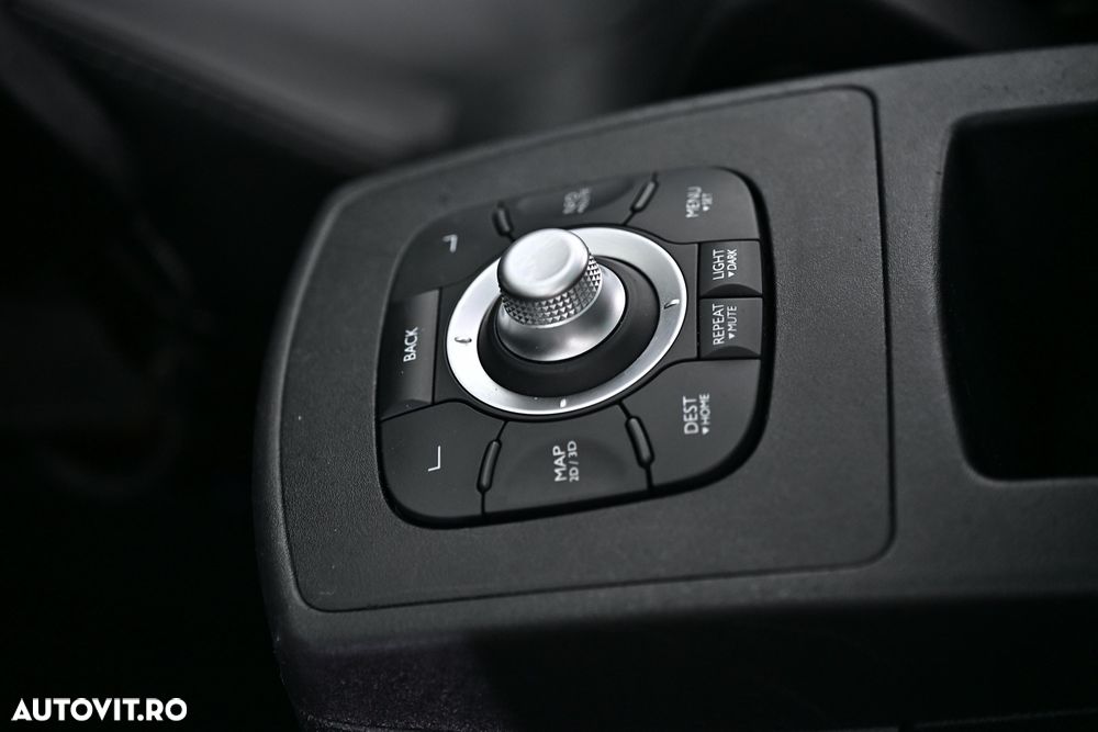 Renault Grand Scenic dCi 130 FAP Start & Stop Bose Edition - 17