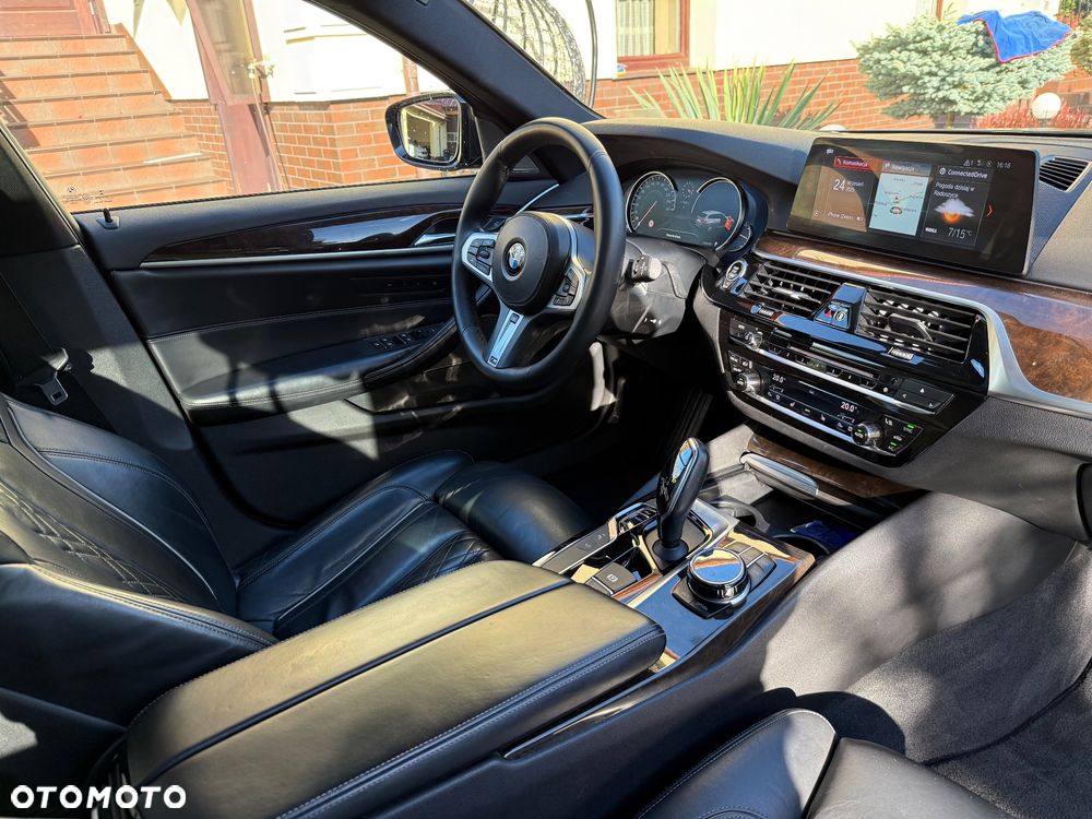 BMW Seria 5 520d Touring Sport Line - 25