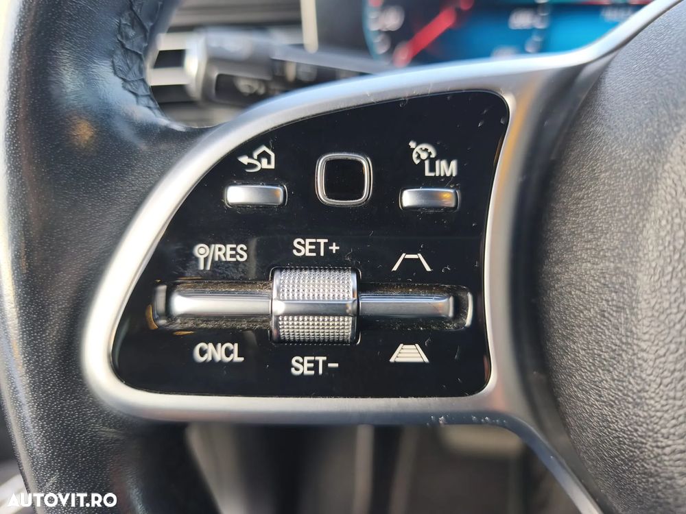 Mercedes-Benz GLE - 21