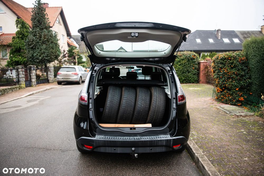 Renault Scenic 1.6 16V 110 TomTom Edition - 14