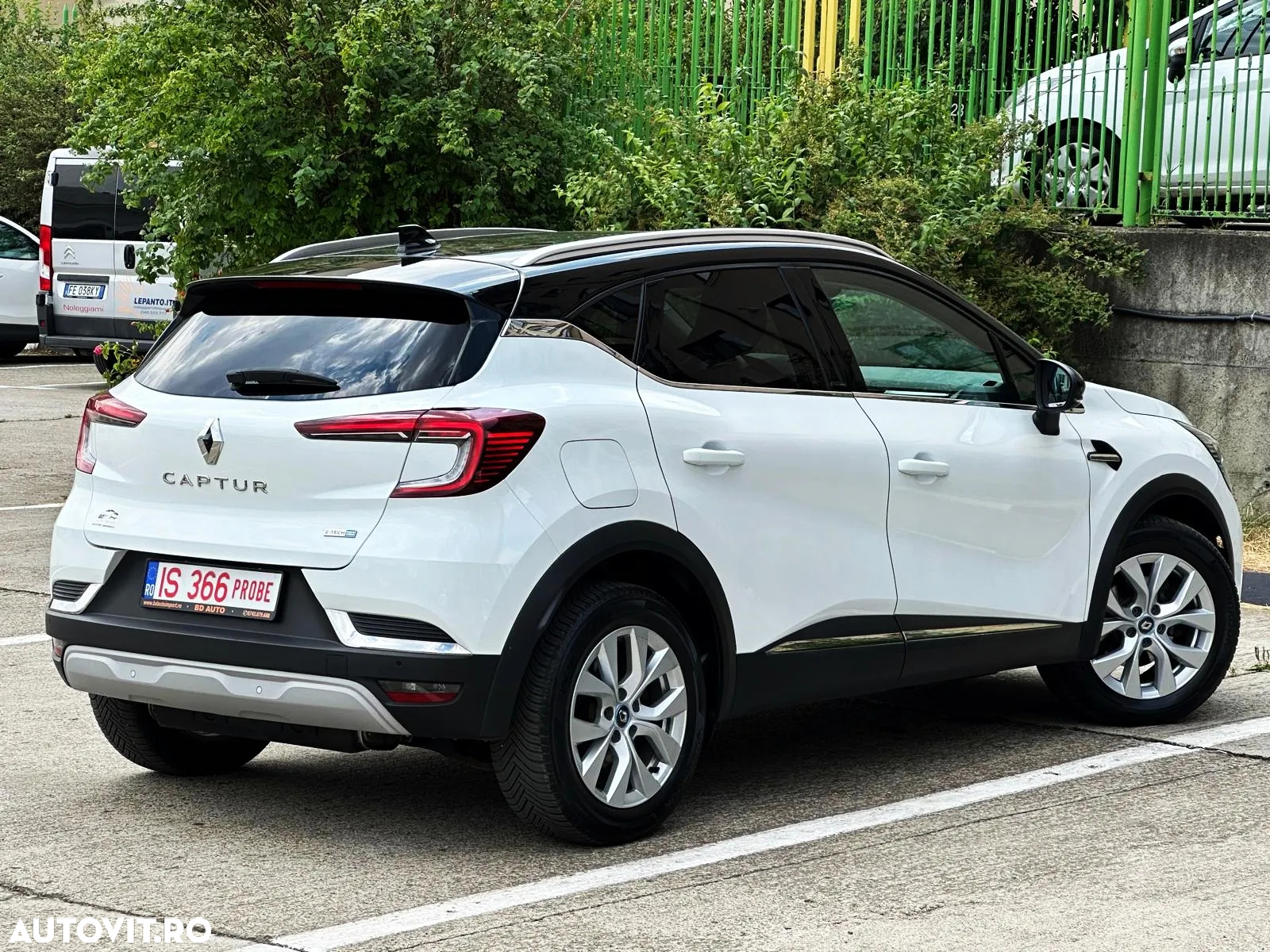 Renault Captur E-Tech Plug-In-Hybrid Intens - 4