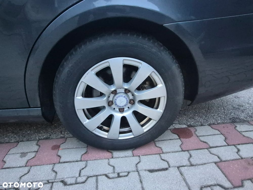Mercedes-Benz Klasa E 200 CDI DPF BlueEFFICIENCY - 15