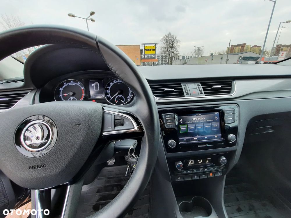 Skoda RAPID 1.0 TSI Style - 11