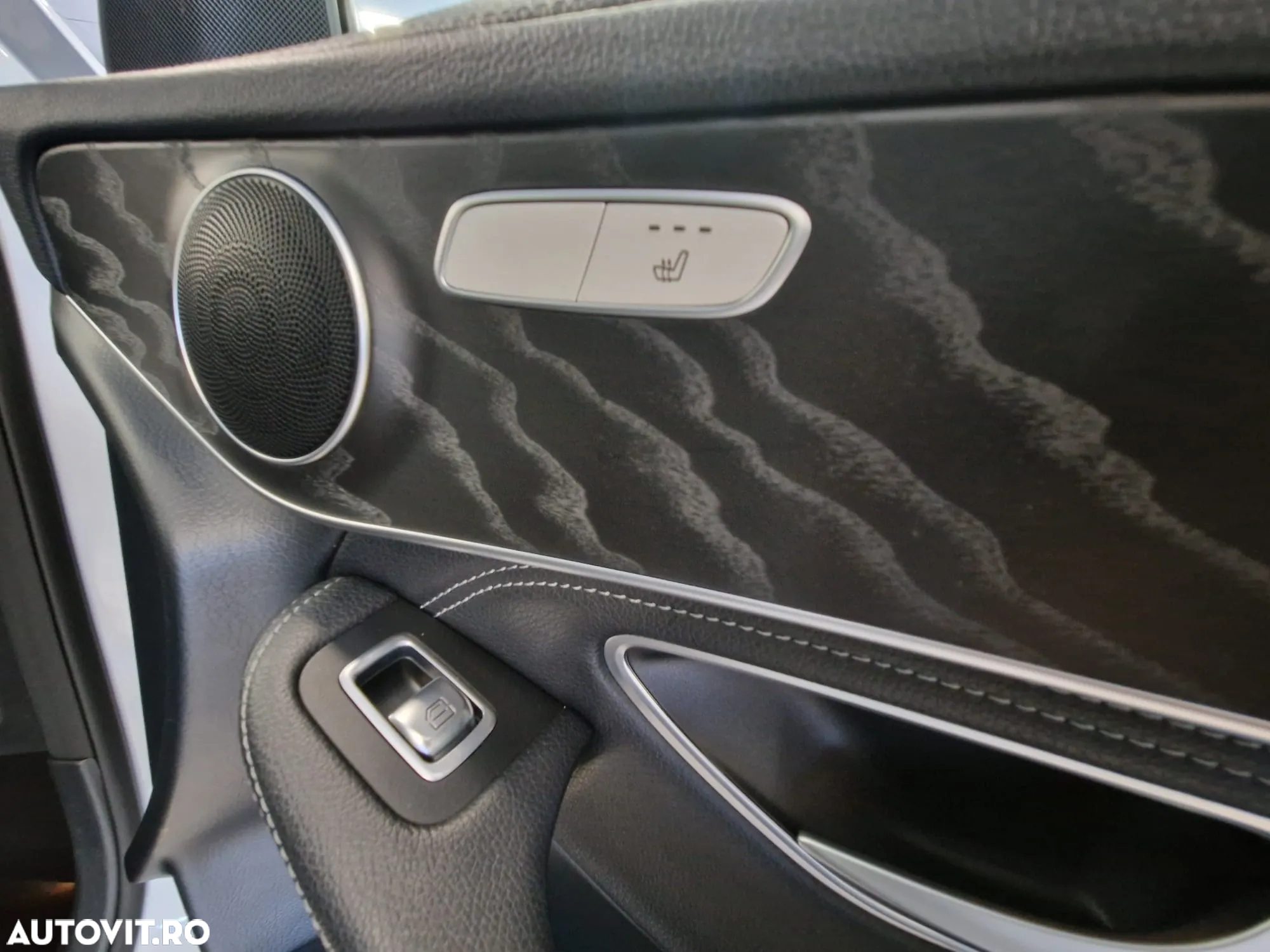 Mercedes-Benz GLC 220 d 4MATIC - 22