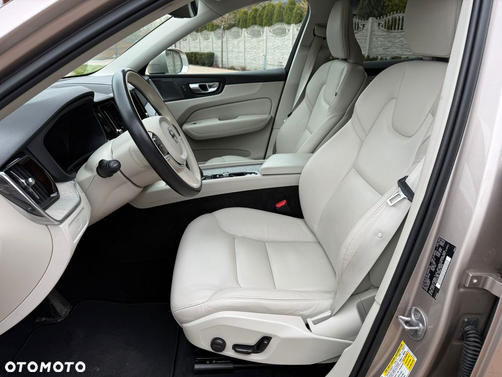 Volvo XC 60 B5 B Inscription - 19