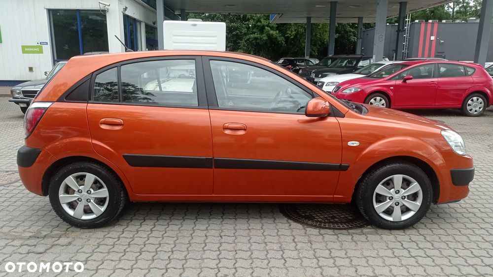 Kia Rio 1.4 (klm swo) / Comfort + - 25