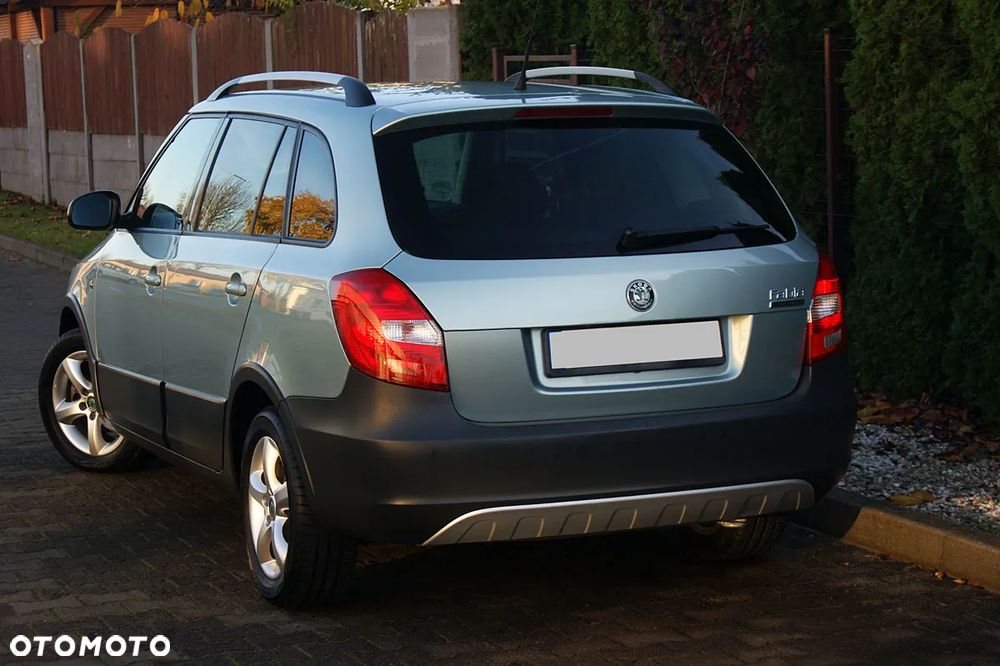 Skoda Fabia 1.2 TSI Scout - 4