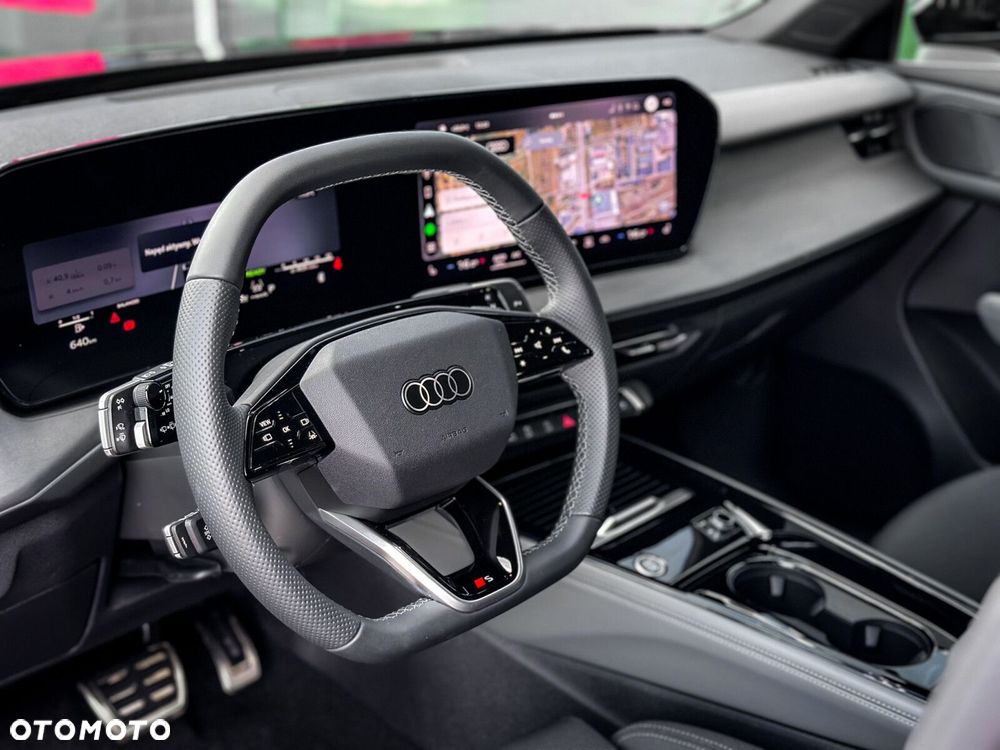Audi Q3 - 18