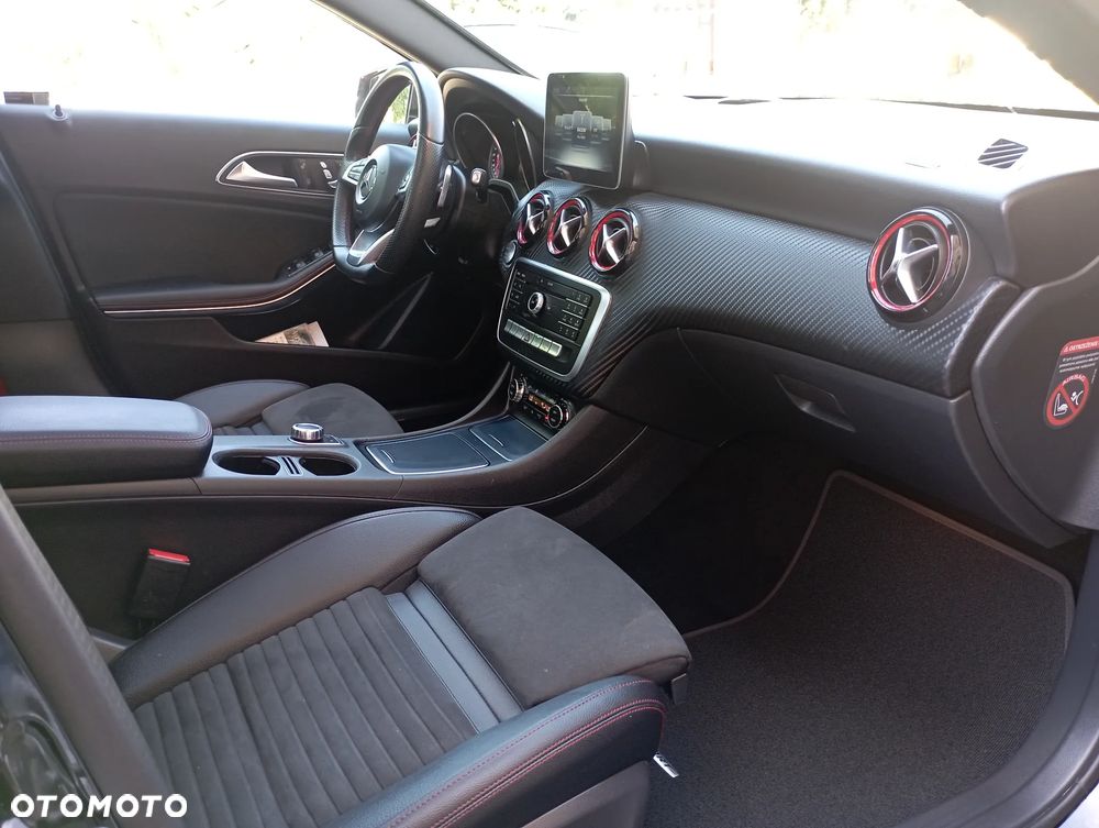 Mercedes-Benz Klasa A 250 7G-DCT Sport - 10