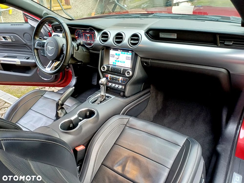 Ford Mustang 5.0 V8 GT - 27