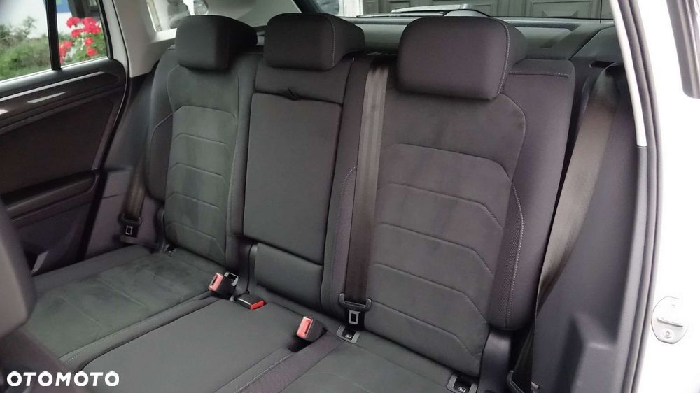 Volkswagen Tiguan - 24