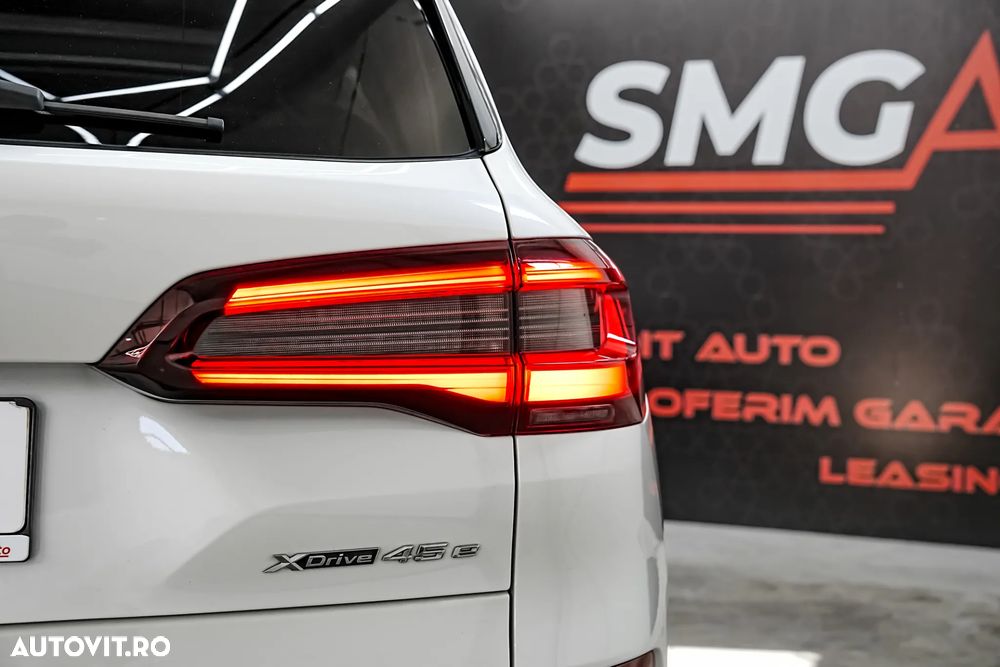 BMW X5 xDrive45e - 26