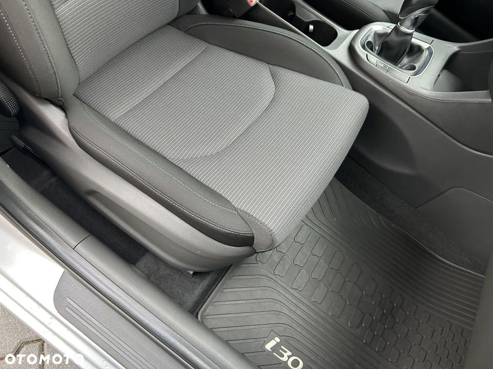 Hyundai i30 - 18