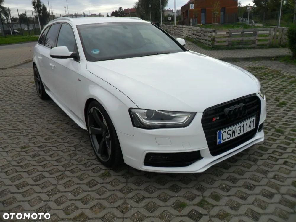 Audi A4 Avant 1.8 TFSI S line Sportpaket - 3
