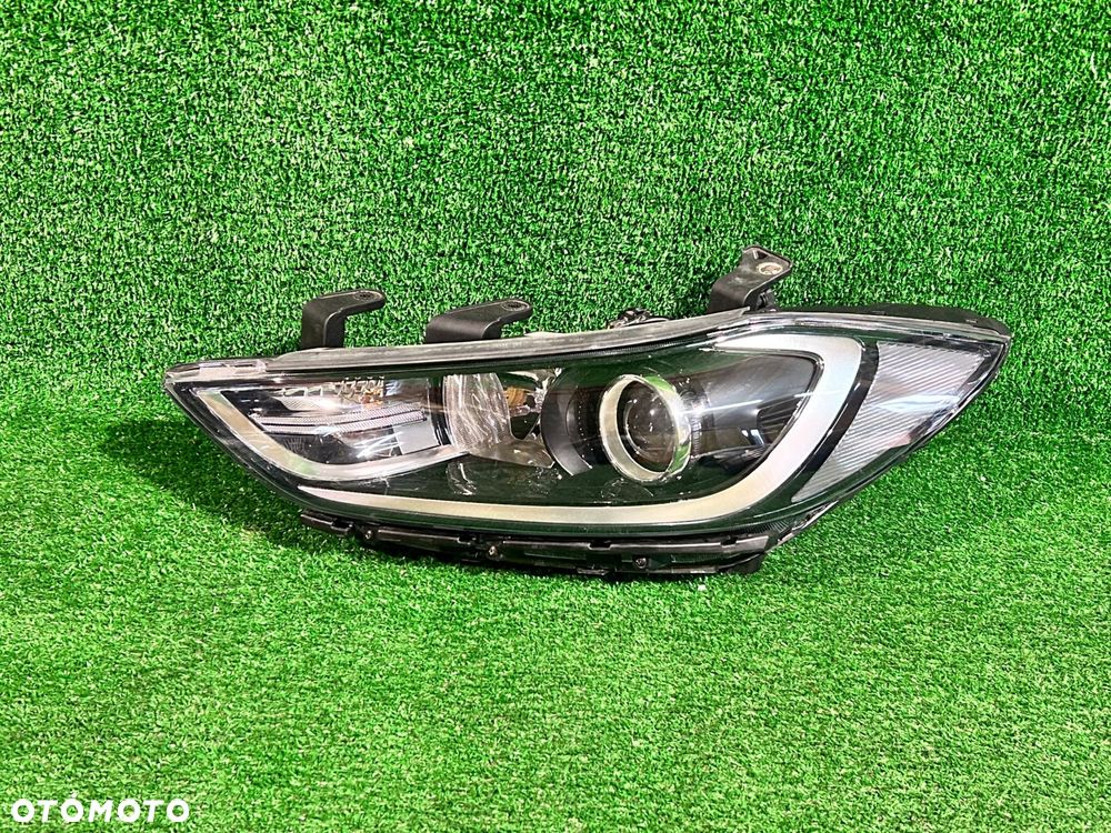 REFLEKTOR LEWY HYUNDAI ELANTRA VI - 1