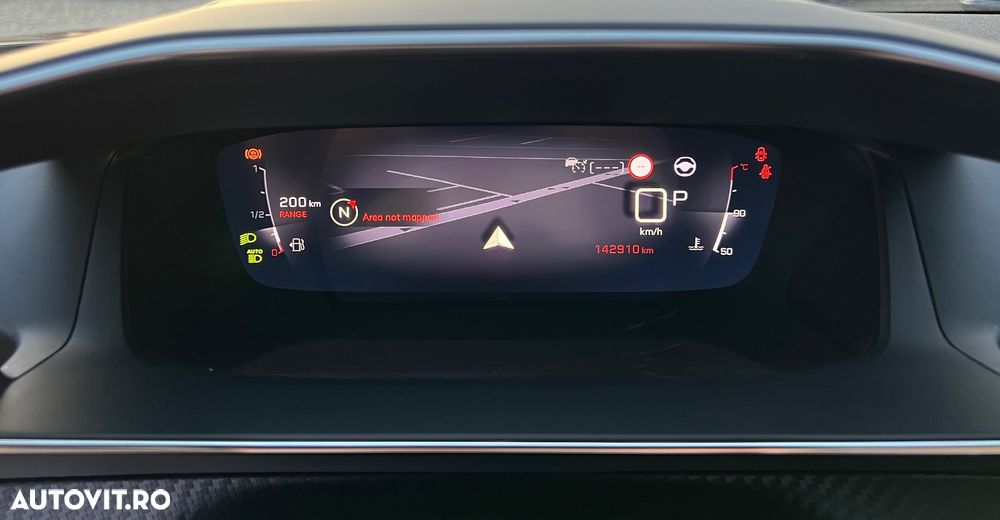Peugeot 2008 PureTech 130 EAT8 GT Exclusive - 23