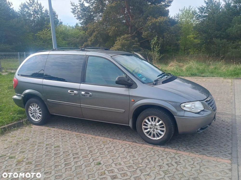 Chrysler Voyager 2.8 Executive SE CRD - 1