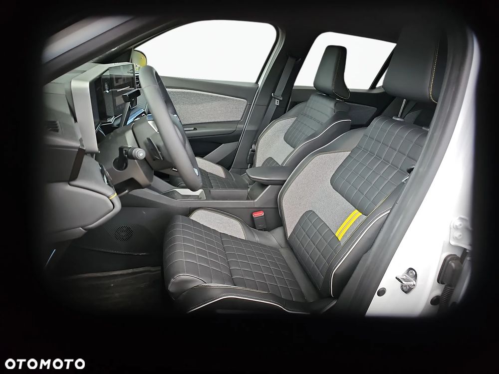 Renault 4 E-Tech 52kWh Comfort Range Iconic - 10