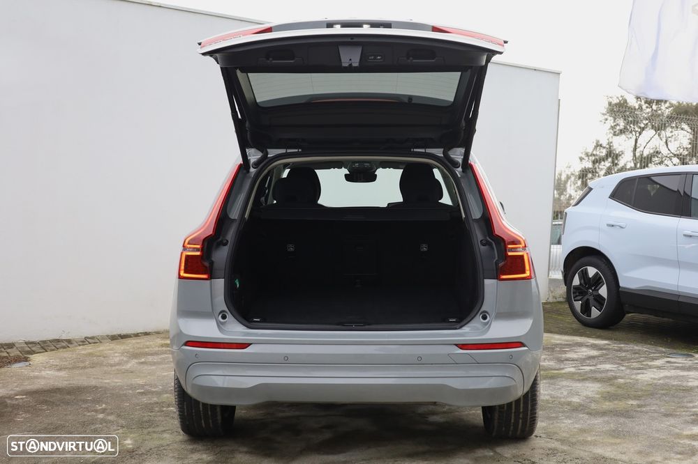 Volvo XC 60 2.0 T6 PHEV Core AWD - 5