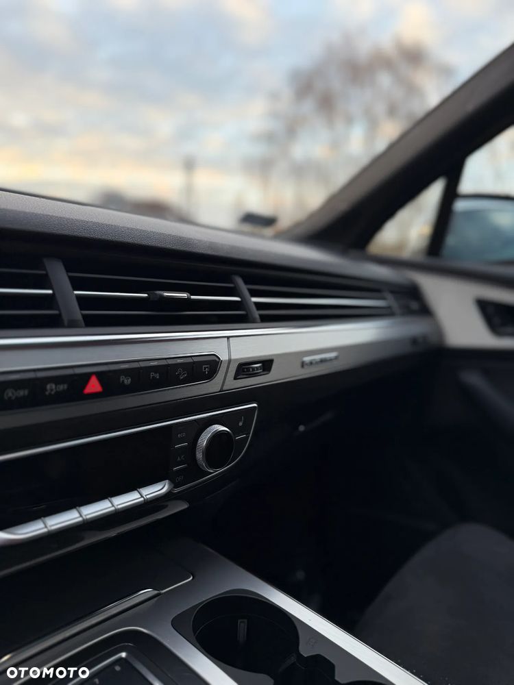 Audi Q7 - 22