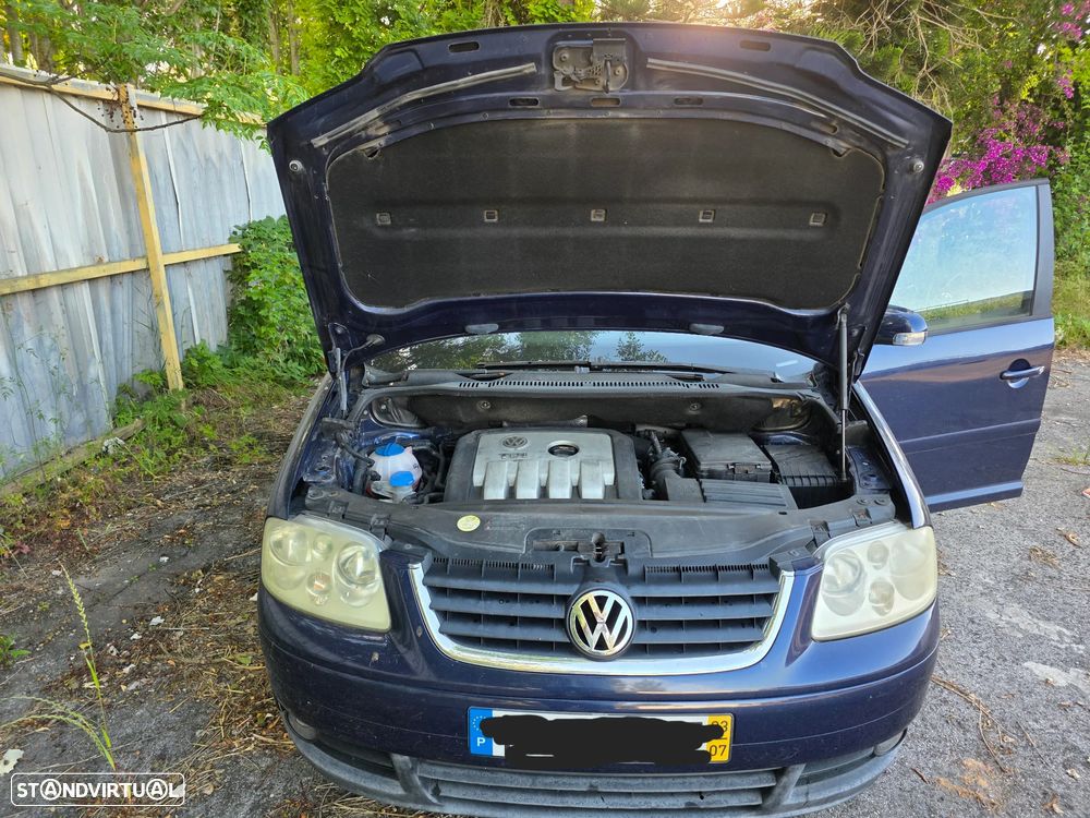 VW Touran - 6