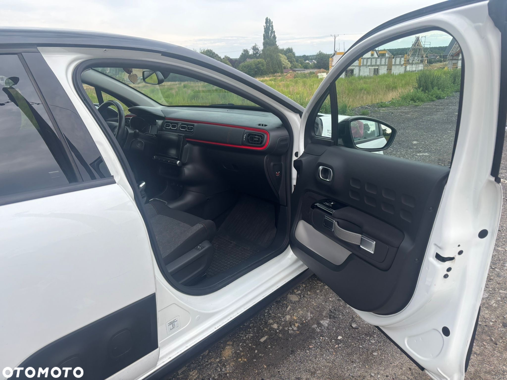 Citroën C3 1.2 PureTech GPF Elle - 18