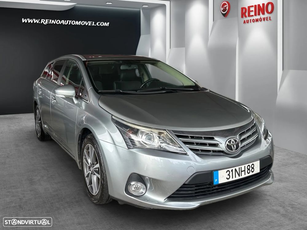Toyota Avensis SW 2.0 D-4D Luxury+GPS - 2