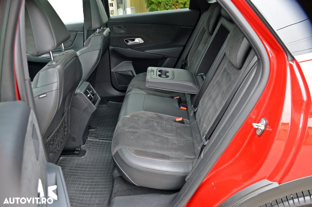 DS Automobiles DS 7 Crossback - 24