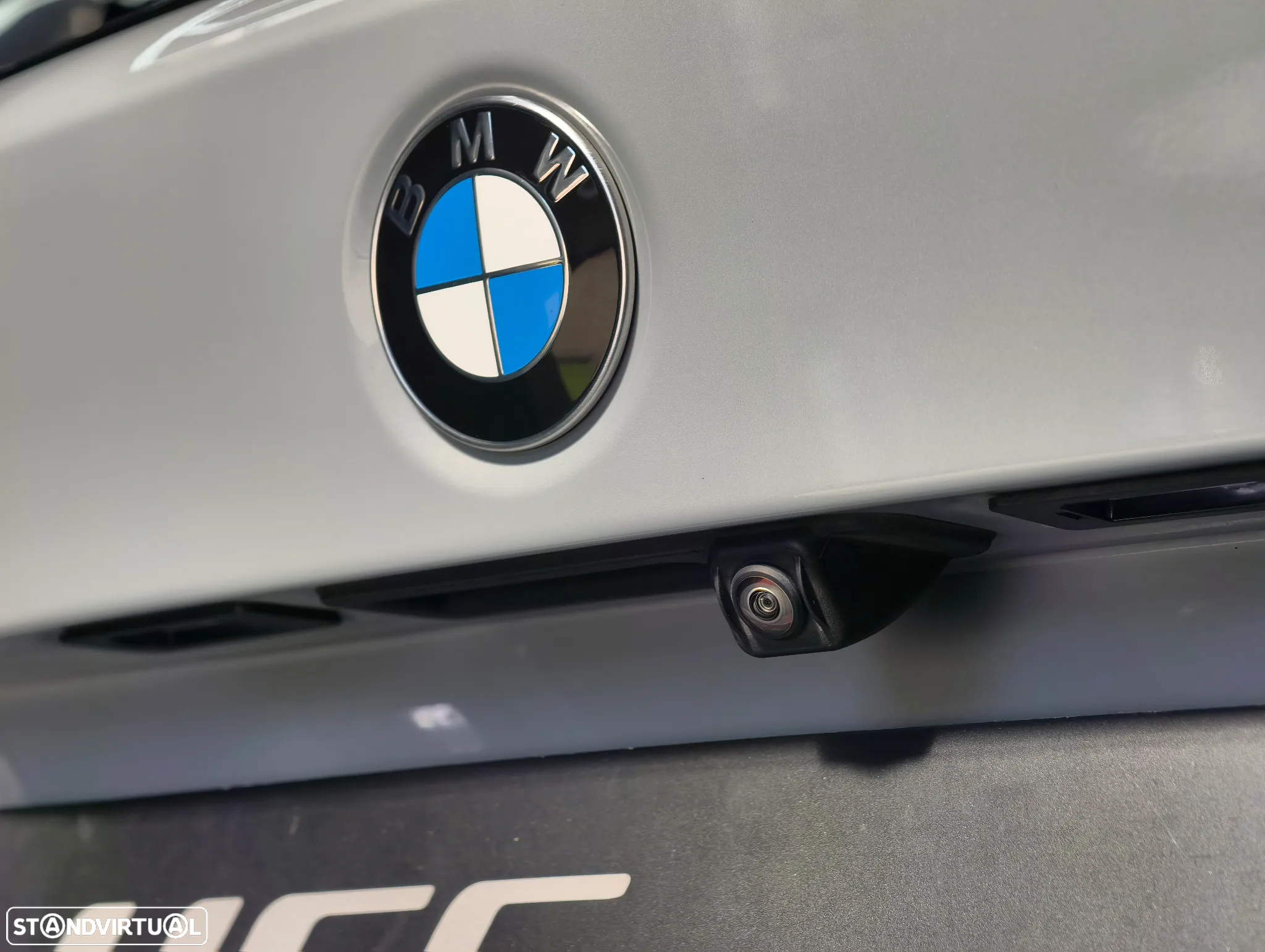 BMW 320 d Pack Desportivo M Pro Auto - 17
